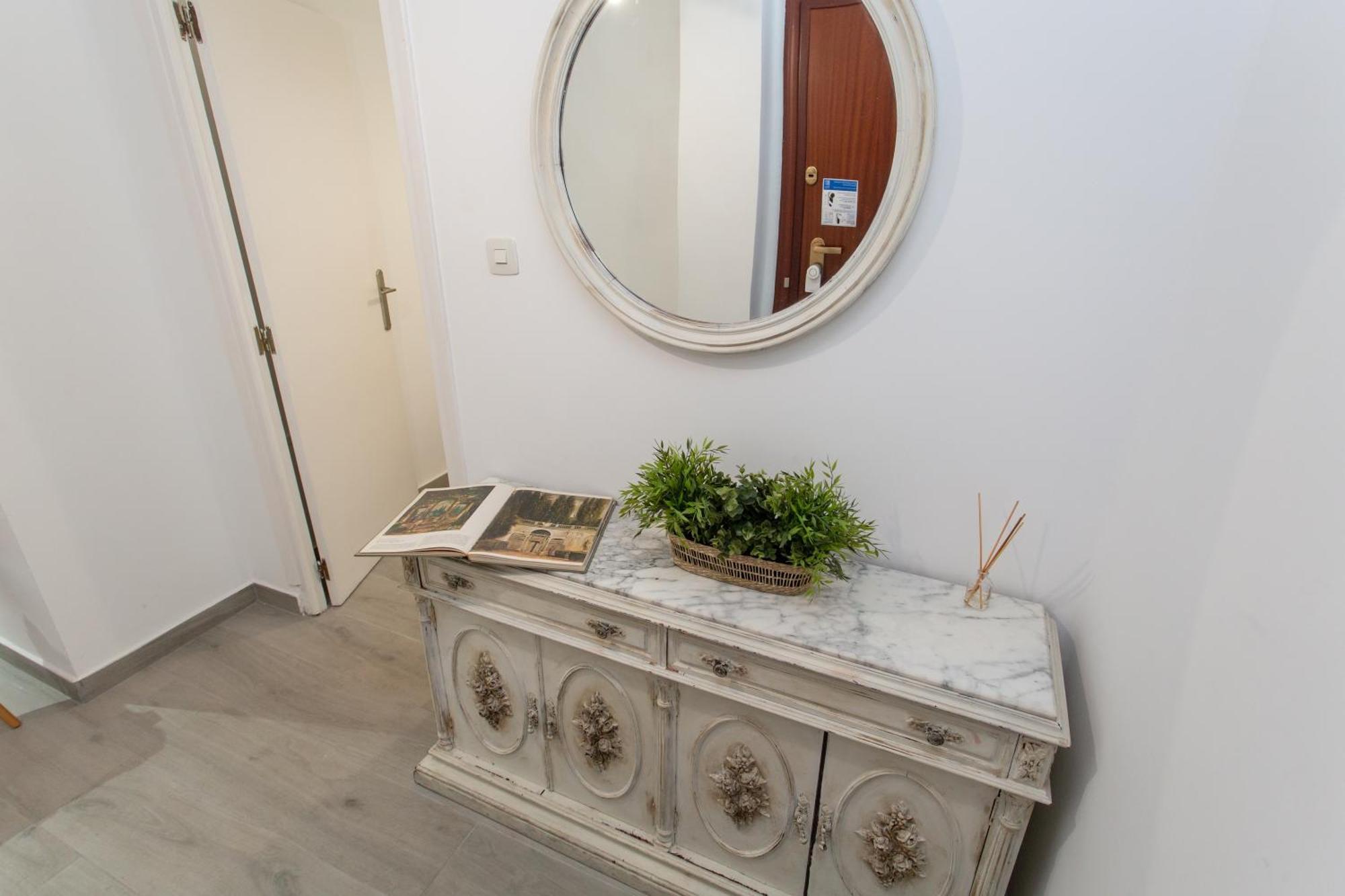 Vlc - Tranquilo Apartamento En Plaza Cisneros Valencia Exteriör bild